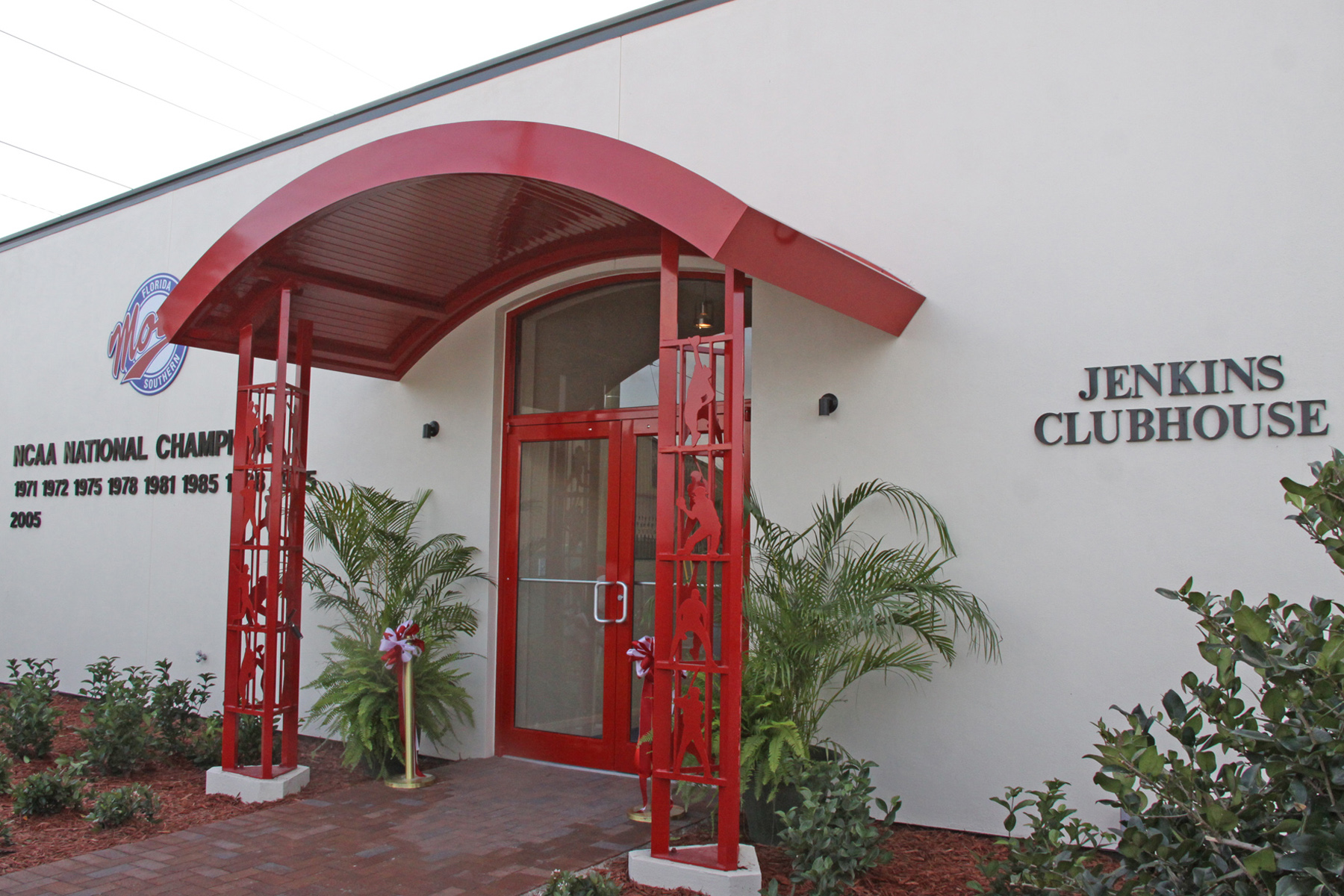 Henley Field Jenkins Clubhouse